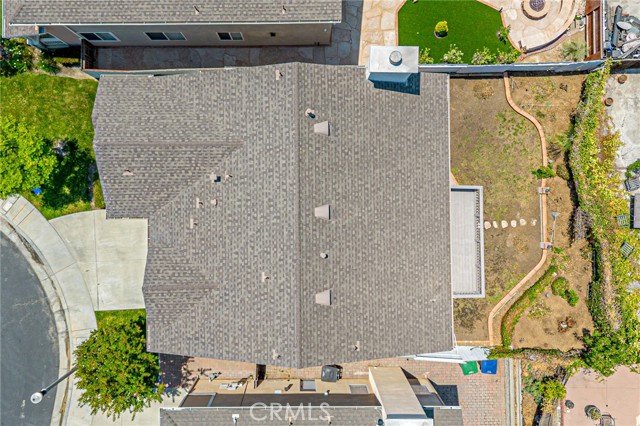 955 Blackberry Lane, Carson CA: https://media.crmls.org/medias/b44b266a-0180-4eb6-937c-f5a16214d83c.jpg