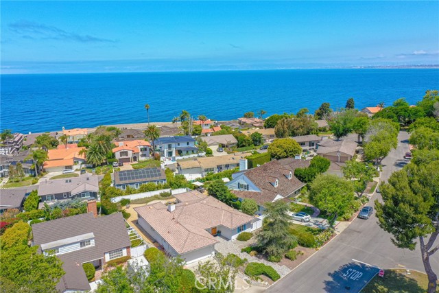 1613 Dalton Road, Palos Verdes Estates, California 90274, 3 Bedrooms Bedrooms, ,2 BathroomsBathrooms,Residential,Sold,Dalton,SB22147839