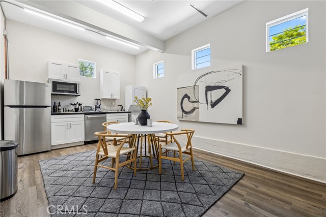56 Claudius Court, Irvine CA: https://media.crmls.org/medias/b44c2fba-d574-4bca-8e05-b388e92f28a2.jpg