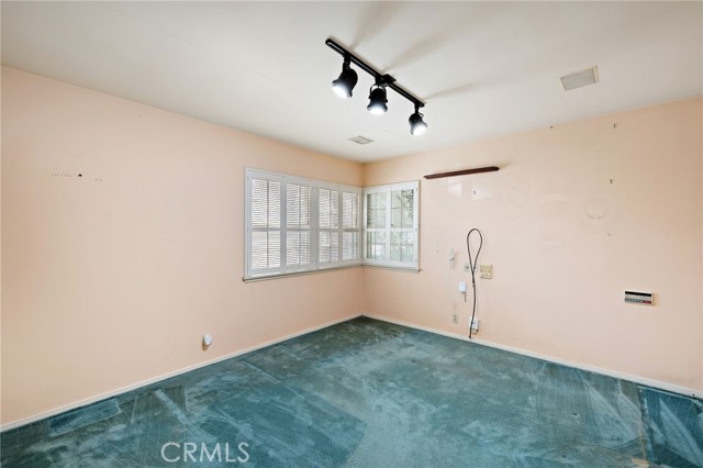 Detail Gallery Image 21 of 49 For 8001 Alverstone Ave, Los Angeles,  CA 90045 - 3 Beds | 4 Baths