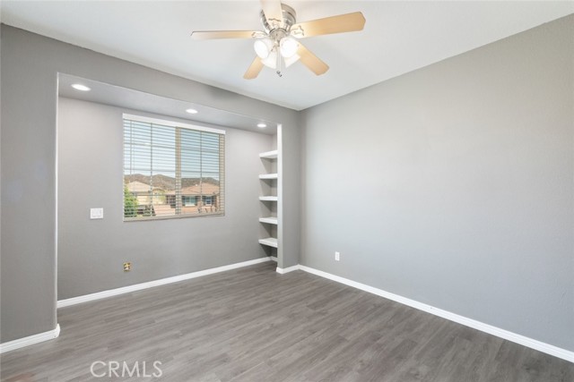 Detail Gallery Image 28 of 59 For 41041 Crimson Pillar Lane, Lake Elsinore,  CA 92532 - 4 Beds | 2/1 Baths