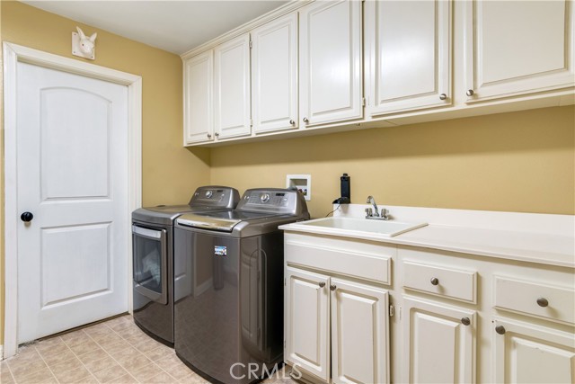 Detail Gallery Image 11 of 42 For 17797 Laurel Grove Rd, Riverside,  CA 92504 - 4 Beds | 4/1 Baths