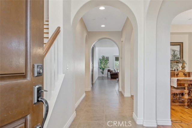 Detail Gallery Image 4 of 42 For 24923 Hearth Ct, Valencia,  CA 91354 - 4 Beds | 3/1 Baths