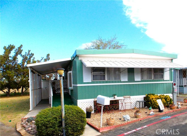 Detail Gallery Image 3 of 20 For 21922 Ottawa Rd #14,  Apple Valley,  CA 92308 - 2 Beds | 1 Baths