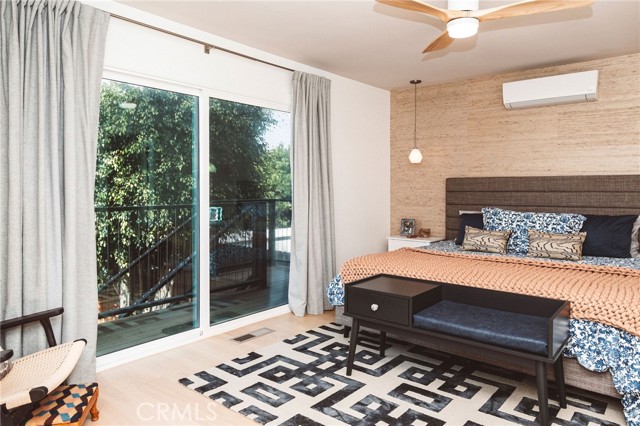 Detail Gallery Image 8 of 18 For 989 La Mirada, Laguna Beach,  CA 92651 - 3 Beds | 2 Baths
