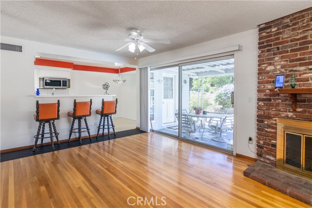 Detail Gallery Image 9 of 24 For 11543 Swinton, Granada Hills,  CA 91344 - 3 Beds | 2 Baths