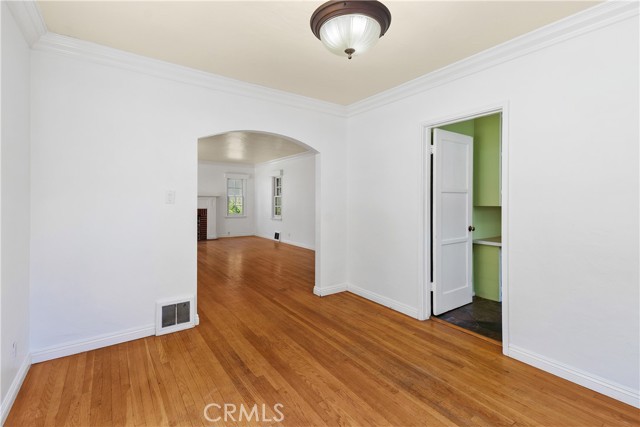 Detail Gallery Image 11 of 35 For 3159 Redwood, Riverside,  CA 92501 - 3 Beds | 2 Baths