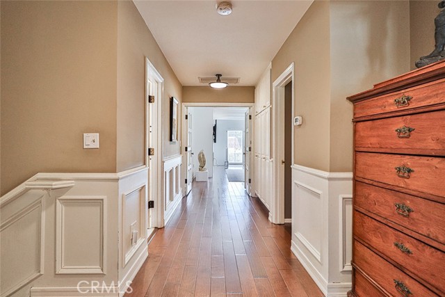 Detail Gallery Image 36 of 74 For 17141 Superior St, Northridge,  CA 91325 - 6 Beds | 4 Baths