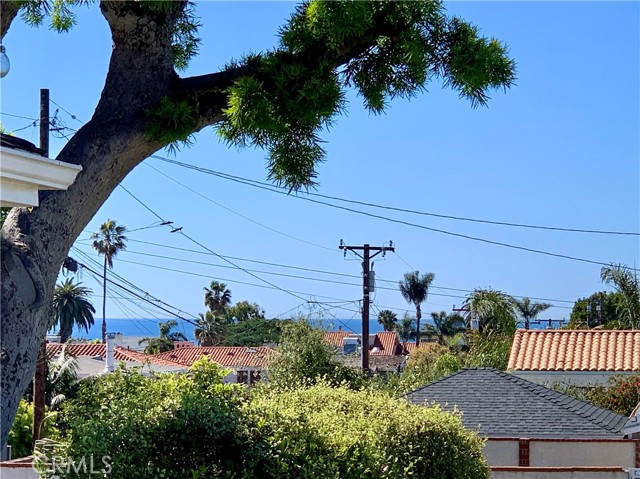 912 Ynez Avenue, Redondo Beach, California 90277, 4 Bedrooms Bedrooms, ,2 BathroomsBathrooms,Residential,Sold,Ynez,SB22045956