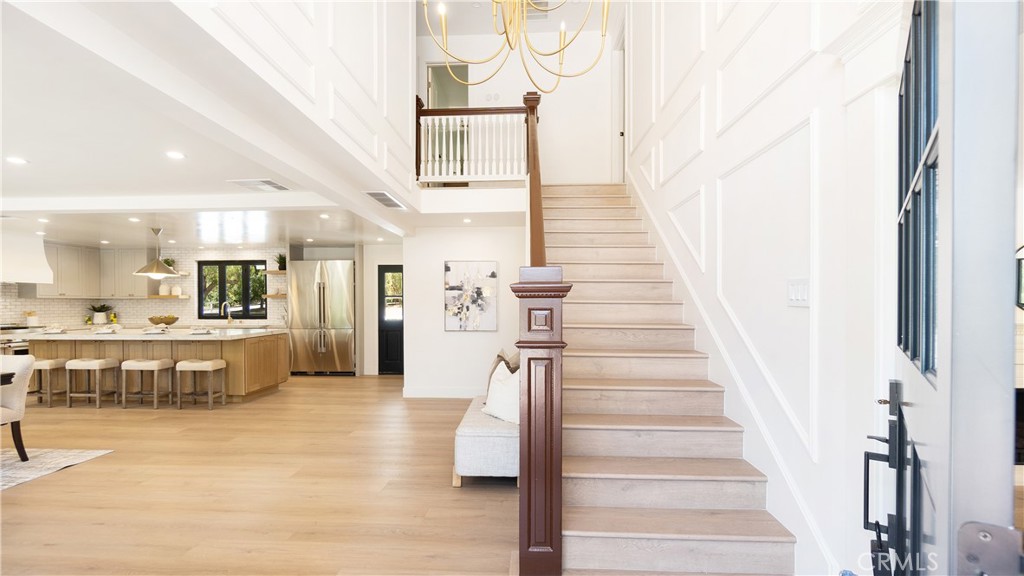 B45599b9 9672 4e46 8ee1 C35b45888732