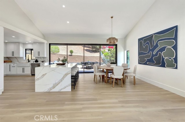 26622 Stetson Place, Laguna Hills CA: https://media.crmls.org/medias/b455c592-4b57-4143-bc25-bb57c3b95666.jpg