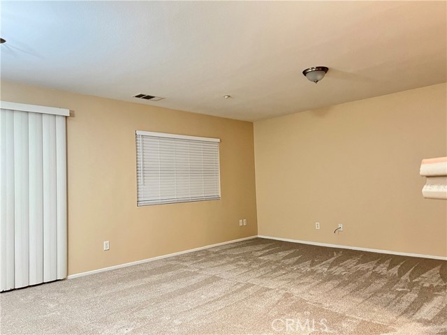 Detail Gallery Image 2 of 25 For 25820 Iris Ave #C,  Moreno Valley,  CA 92551 - 3 Beds | 3 Baths
