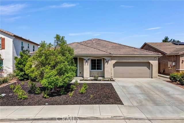35179 Rockford Way, Murrieta CA: https://media.crmls.org/medias/b457599b-f0a2-417e-bd6e-fb02ce95a75c.jpg