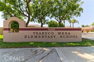 https://media.crmls.org/medias/b45813cb-6960-4e88-80aa-244fd823ab77.jpg?preset=X-Large