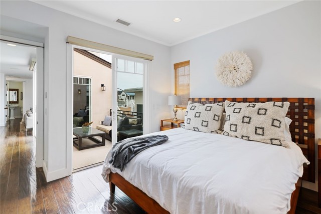 Detail Gallery Image 17 of 42 For 417 B Poinsettia Ave, Corona Del Mar,  CA 92625 - 2 Beds | 2/1 Baths