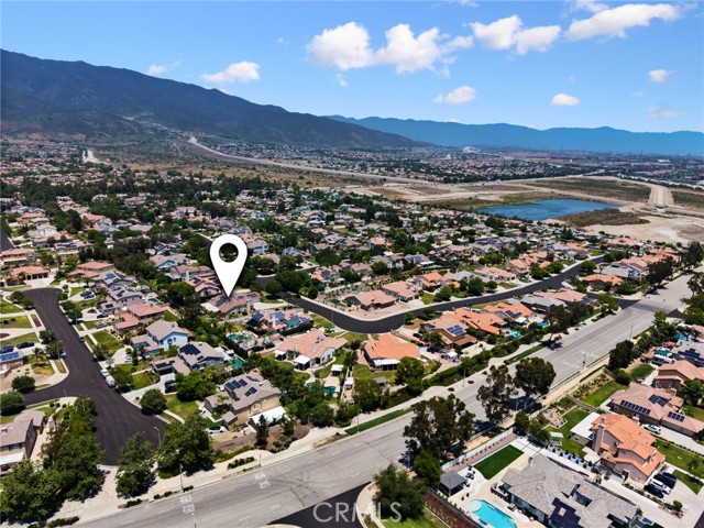 5914 Johnston Place, Rancho Cucamonga CA: https://media.crmls.org/medias/b4586843-11b5-4c9d-9968-61cec6cbb095.jpg