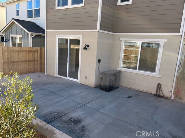 Detail Gallery Image 12 of 33 For 1868 San Luis Ranch, San Luis Obispo,  CA 83401 - 3 Beds | 2/1 Baths