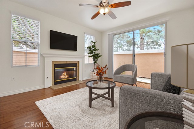 Detail Gallery Image 1 of 16 For 504 Marinella Aisle, Irvine,  CA 92606 - 2 Beds | 2 Baths