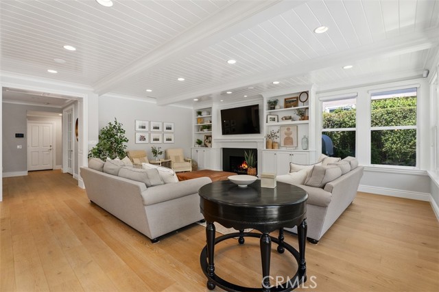 19256 Jasper Hill Road, Lake Forest CA: https://media.crmls.org/medias/b4598d3c-b6db-48a0-aaf3-08b762243cfb.jpg