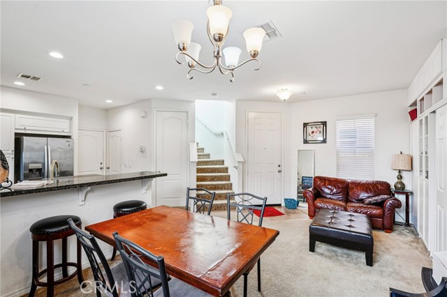 Detail Gallery Image 4 of 44 For 1951 W Provost Pl, San Bernardino,  CA 92407 - 3 Beds | 3 Baths