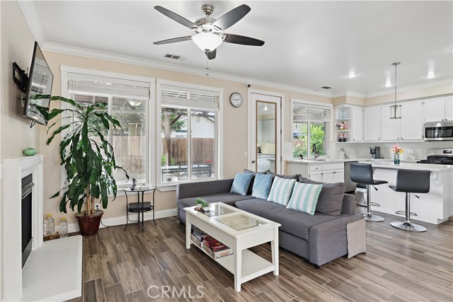 Detail Gallery Image 12 of 50 For 1958 Fall Brook Ct, Merced,  CA 95340 - 4 Beds | 3 Baths
