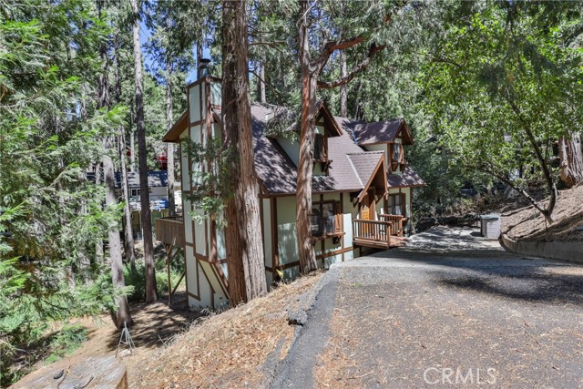 Detail Gallery Image 6 of 42 For 922 Balfrin Dr, Crestline,  CA 92325 - 3 Beds | 2 Baths