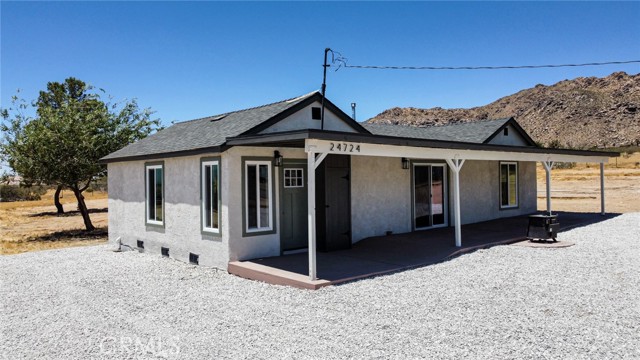 Detail Gallery Image 1 of 1 For 24724 Pala Ln, Apple Valley,  CA 92307 - 3 Beds | 2 Baths