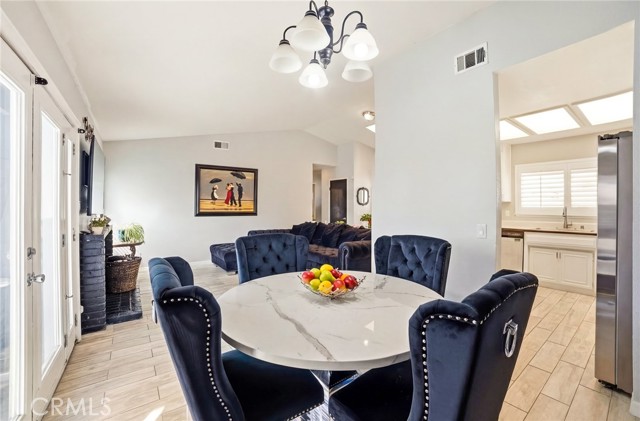 Detail Gallery Image 8 of 25 For 13847 Golden Eagle Ct, Moreno Valley,  CA 92553 - 2 Beds | 1 Baths