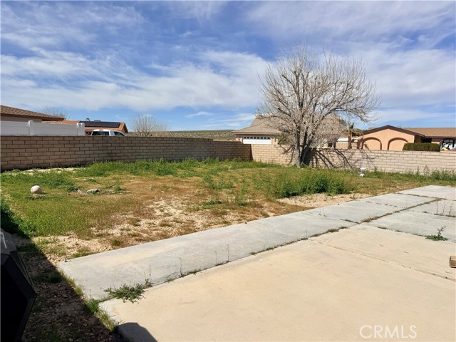 Detail Gallery Image 18 of 31 For 13839 Topmast Dr, Helendale,  CA 92342 - 3 Beds | 2 Baths