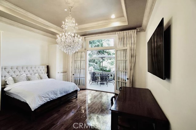 817 N Whittier Drive, Beverly Hills CA: https://media.crmls.org/medias/b45ba22a-9d16-4205-88d5-16f0bebe2ece.jpg