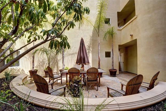 13935 Burbank, 105 photo 6