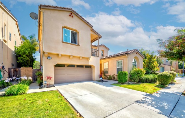 1330 W Marigold Avenue, La Habra CA: https://media.crmls.org/medias/b45cf8bf-71dd-4e02-b14a-4da68908ebf4.jpg