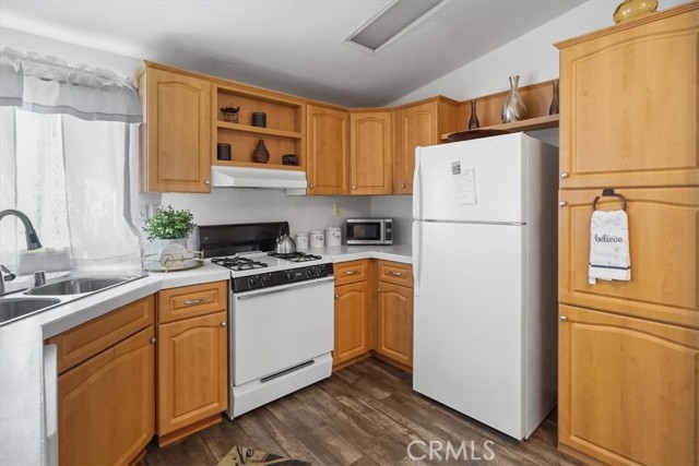 2750 Wheatstone Street, San Diego, California 92111, 3 Bedrooms Bedrooms, ,2 BathroomsBathrooms,Residential,For Sale,Wheatstone Street,SW24084147