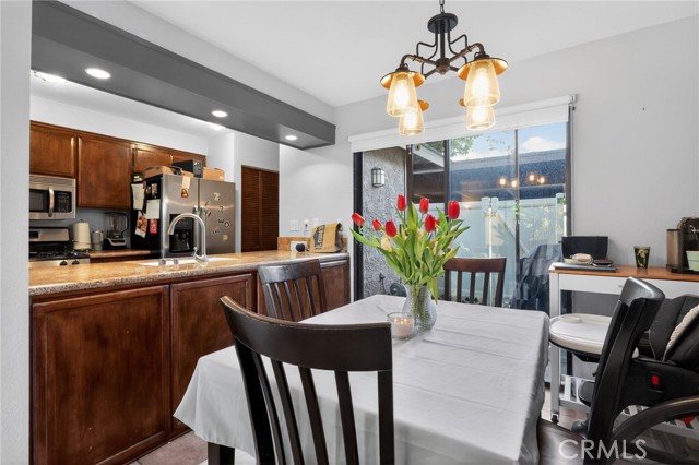 Detail Gallery Image 9 of 16 For 28867 Conejo View, Agoura Hills,  CA 91301 - 2 Beds | 2 Baths