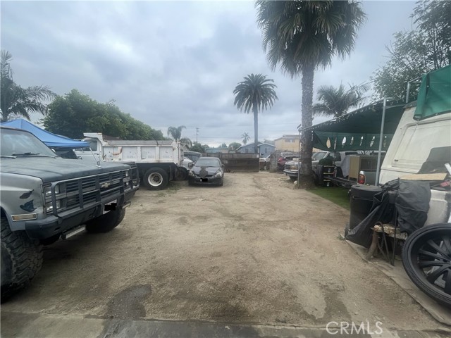 Detail Gallery Image 6 of 7 For 1143 W 101st, Los Angeles,  CA 90044 - – Beds | – Baths