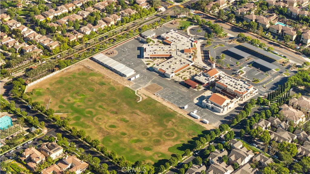 MLS #OC25275934 image #30