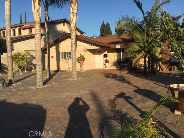 This home IS FACING NORTH and is close to Shopping centers, Restaurants, Disneyland and more, also features 3 Bedrooms and 2 Bathrooms with features dual panel Low E vinyl windows. House needs a little TLC This home IS FACING NORTH and is close to Shopping centers, Restaurants, Disneyland and more, also features 3 Bedrooms and 2 Bathrooms with features dual panel Low E vinyl windows. House needs a little TLC