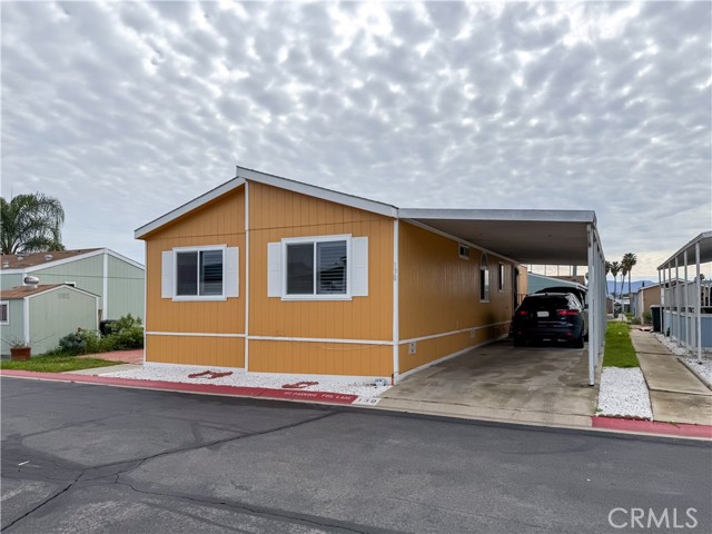 Detail Gallery Image 3 of 62 For 1855 E Riverside #130,  Ontario,  CA 91761 - 4 Beds | 2 Baths