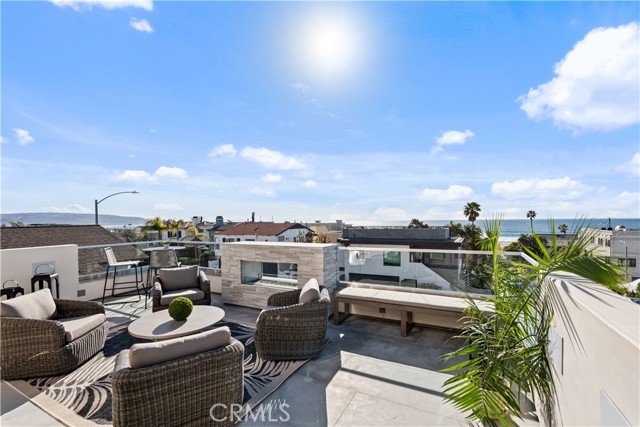 2540 Manhattan Avenue, Hermosa Beach CA: https://media.crmls.org/medias/b45f15a7-ada8-4693-8acc-f1264a044b99.jpg
