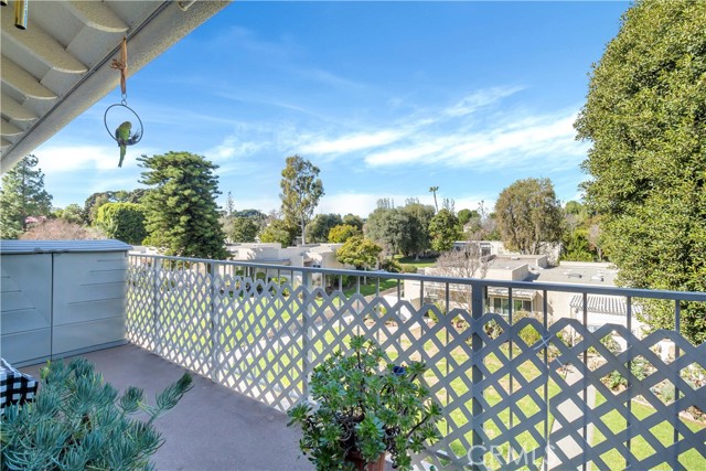 Detail Gallery Image 15 of 20 For 957 Calle Aragon #N,  Laguna Woods,  CA 92637 - 2 Beds | 2 Baths