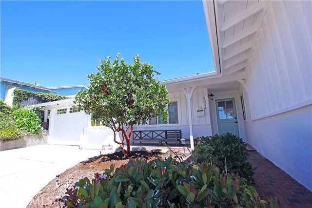 1914 Pelican Avenue, San Pedro CA: https://media.crmls.org/medias/b460962a-33d6-49ad-adda-ad6e9e426b49.jpg