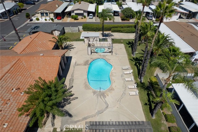 200 San Bernardino, Rialto CA: https://media.crmls.org/medias/b46167a2-1ab7-4709-a41e-b8e77e26c388.jpg