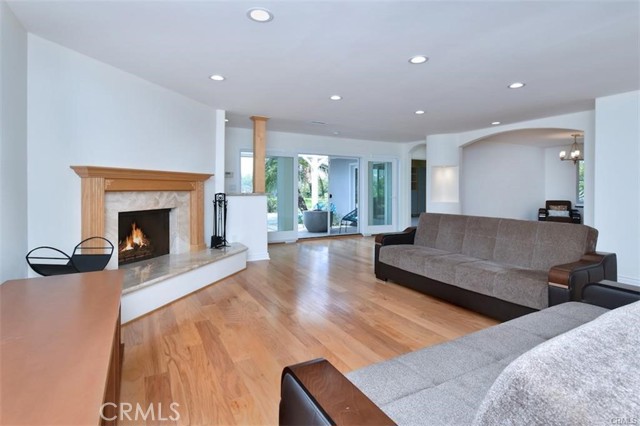 23937 Pentland Street photo 8