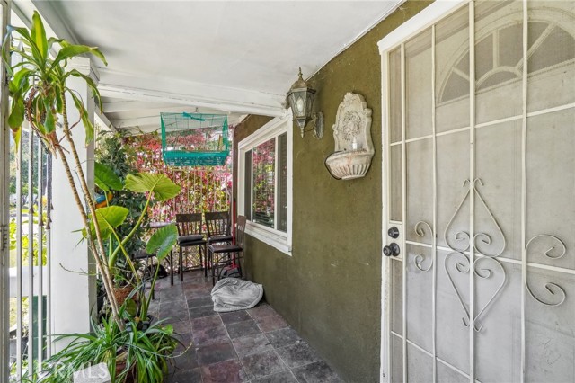 Detail Gallery Image 4 of 28 For 2902 N F St, San Bernardino,  CA 92405 - 3 Beds | 2 Baths