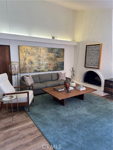 Detail Gallery Image 10 of 27 For 303 Esplanade, Newport Beach,  CA 92660 - 3 Beds | 2 Baths