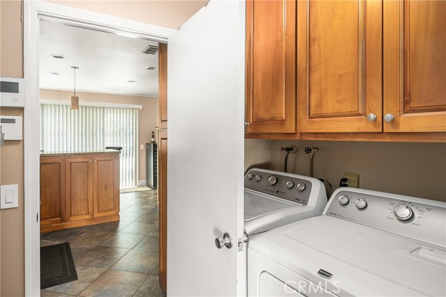 5497 E Willow Woods Lane, Anaheim CA: https://media.crmls.org/medias/b4620fbe-904f-40a6-a2a1-8de90e47388f.jpg
