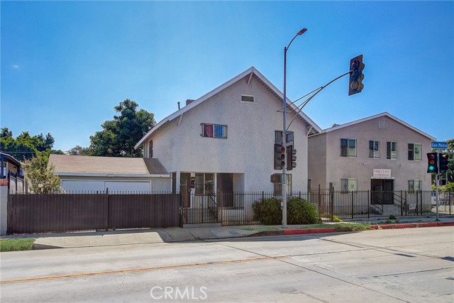 4708 S San Pedro St, Los Angeles, CA 90011