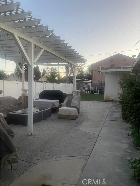 Detail Gallery Image 5 of 9 For 15134 Poplar Ave, Hacienda Heights,  CA 91745 - 2 Beds | 1 Baths
