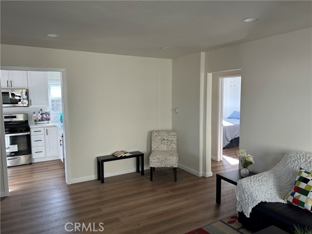 Detail Gallery Image 15 of 32 For 2701 Gale Ave, Long Beach,  CA 90810 - – Beds | – Baths