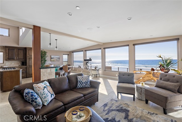 Detail Gallery Image 9 of 55 For 3352 Studio Dr, Cayucos,  CA 93430 - 3 Beds | 3 Baths